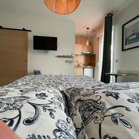 De Charme Cosy Bed, *