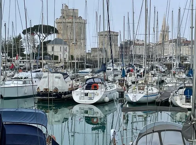 Apartment De Charme Cosy Bed,